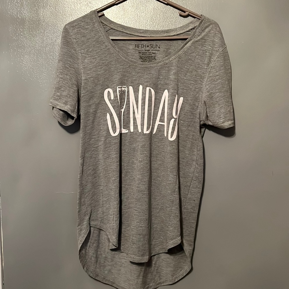 Sunday T-Shirt🍷